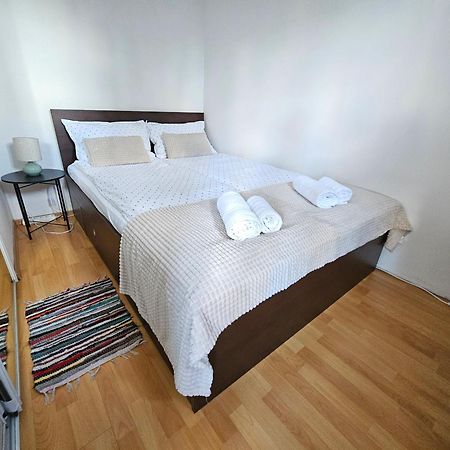 Old Town Retreat Apartment ซาราเยโว ภายนอก รูปภาพ