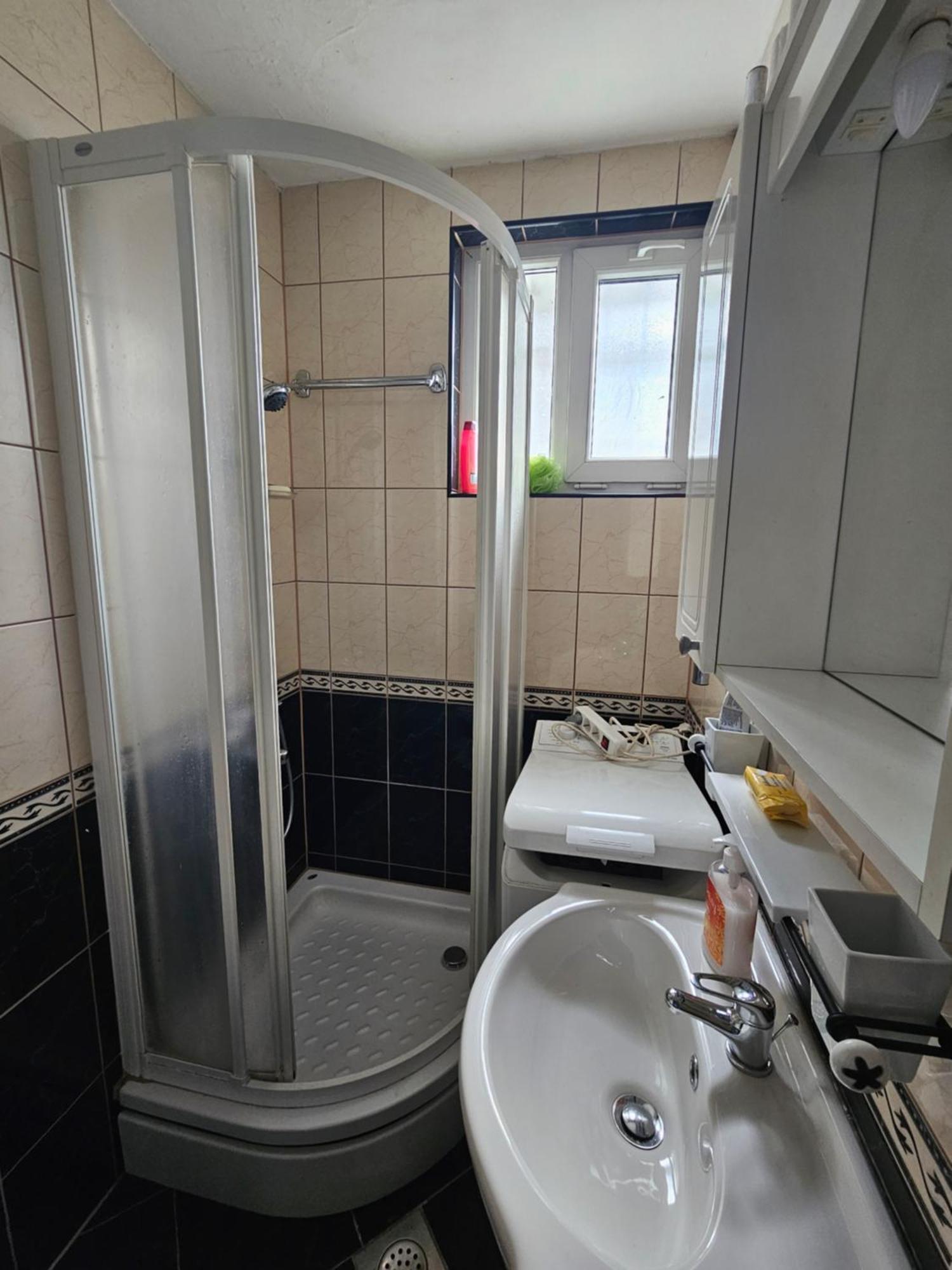 Old Town Retreat Apartment ซาราเยโว ภายนอก รูปภาพ