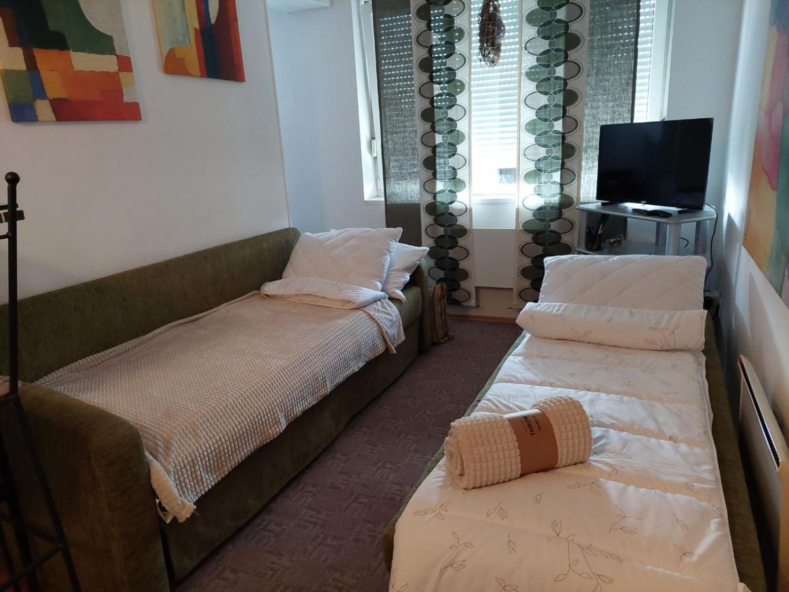 Old Town Retreat Apartment ซาราเยโว ภายนอก รูปภาพ