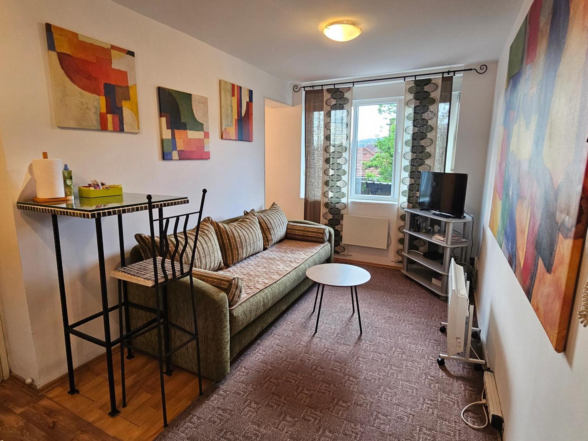 Old Town Retreat Apartment ซาราเยโว ภายนอก รูปภาพ